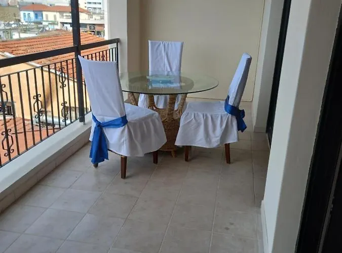 Old Town Apartmán Larnaca